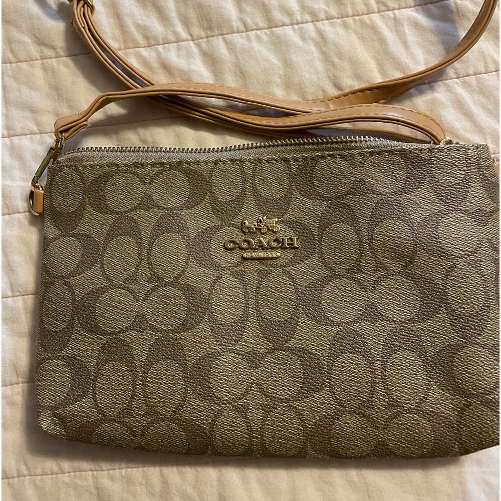 Coach Crossbody.